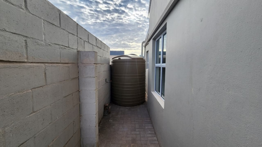 5 Bedroom Property for Sale in Laguna Sands Western Cape